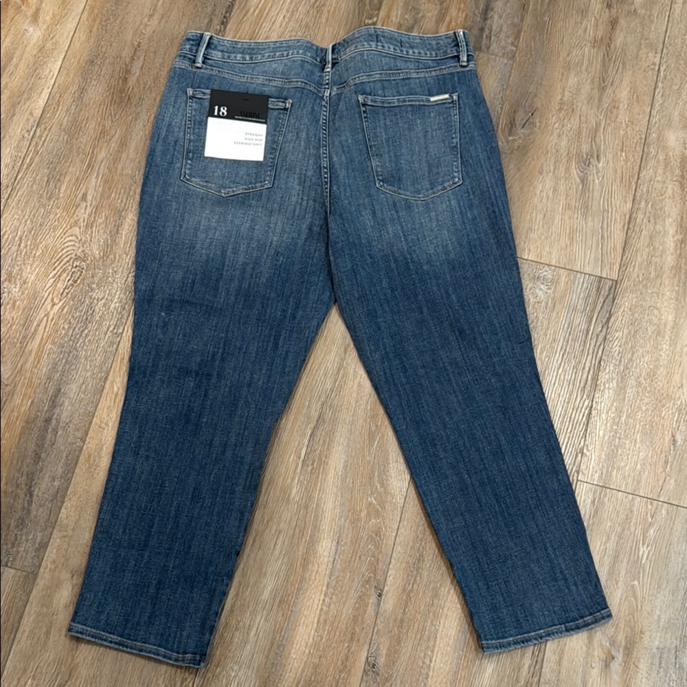 White House Black Market Blue Straight High-Rise Everyday Soft Jeans